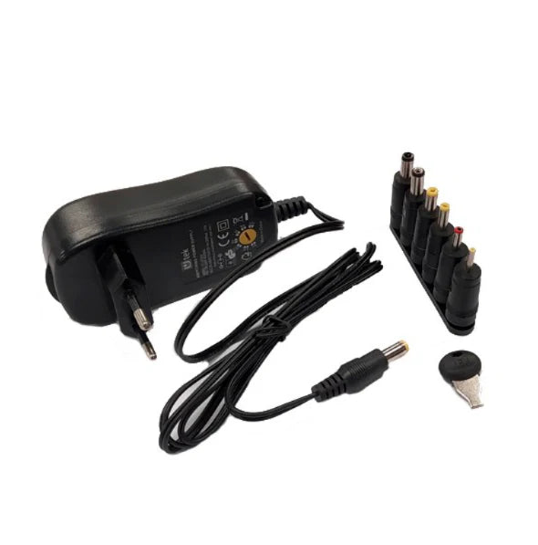 Cargador Universal Regulable 3V a 12V 2A Utek (UT-UCH24)